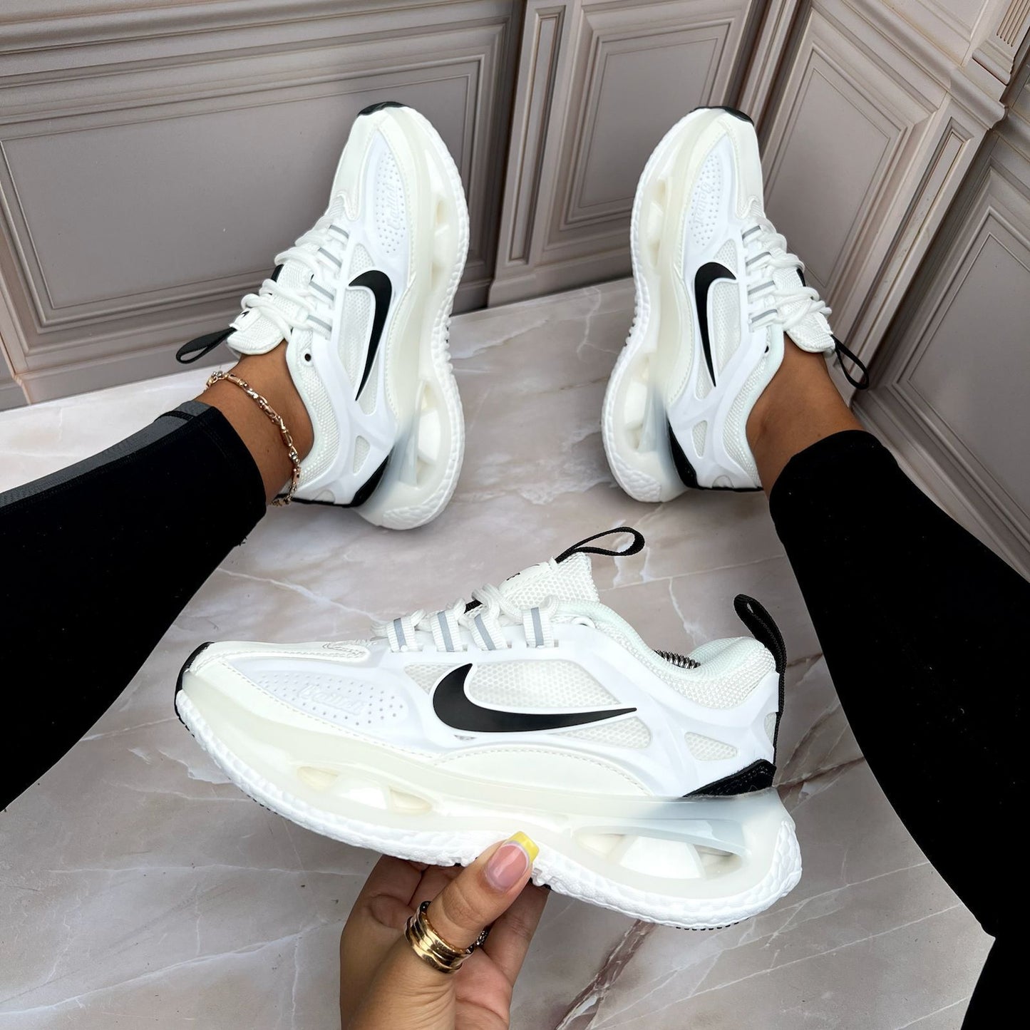 Nike Bailleli Damas