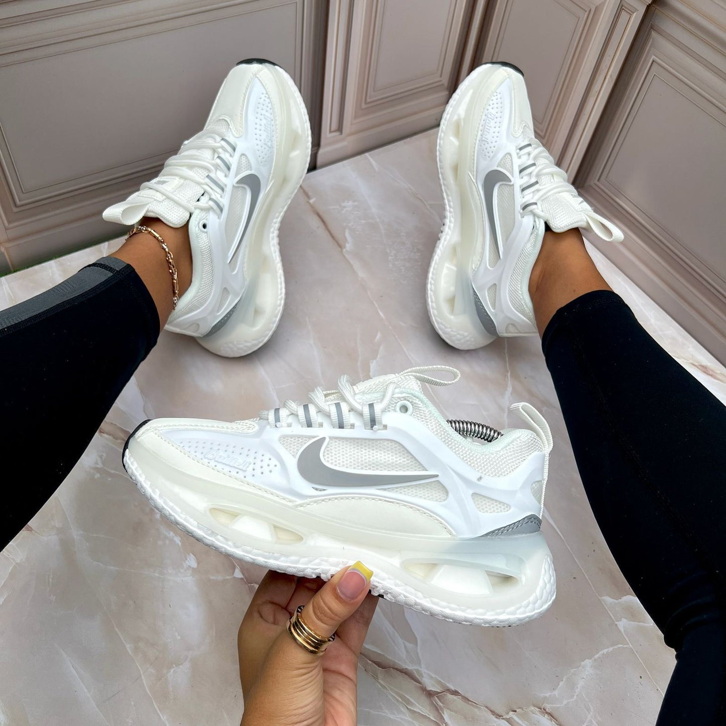 Nike Bailleli Damas