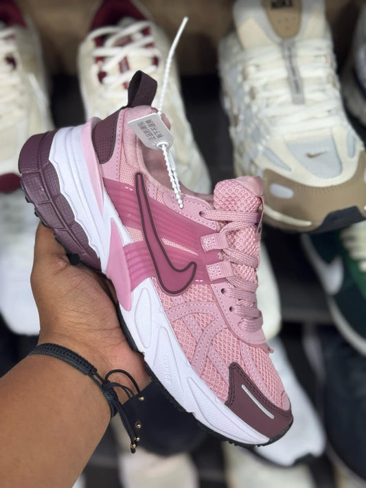 Nike Vomero Rosa Damas