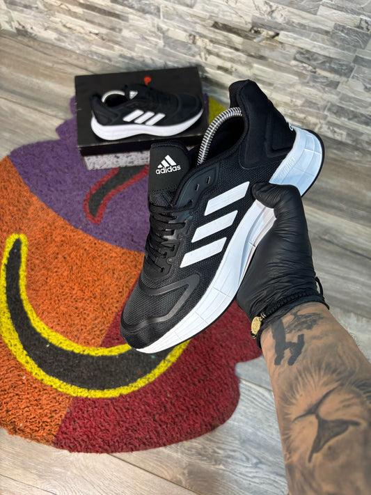 Adidas Damas y Caballeros