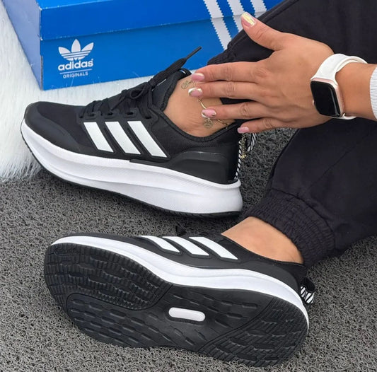 ULTRABOOS NEGRO