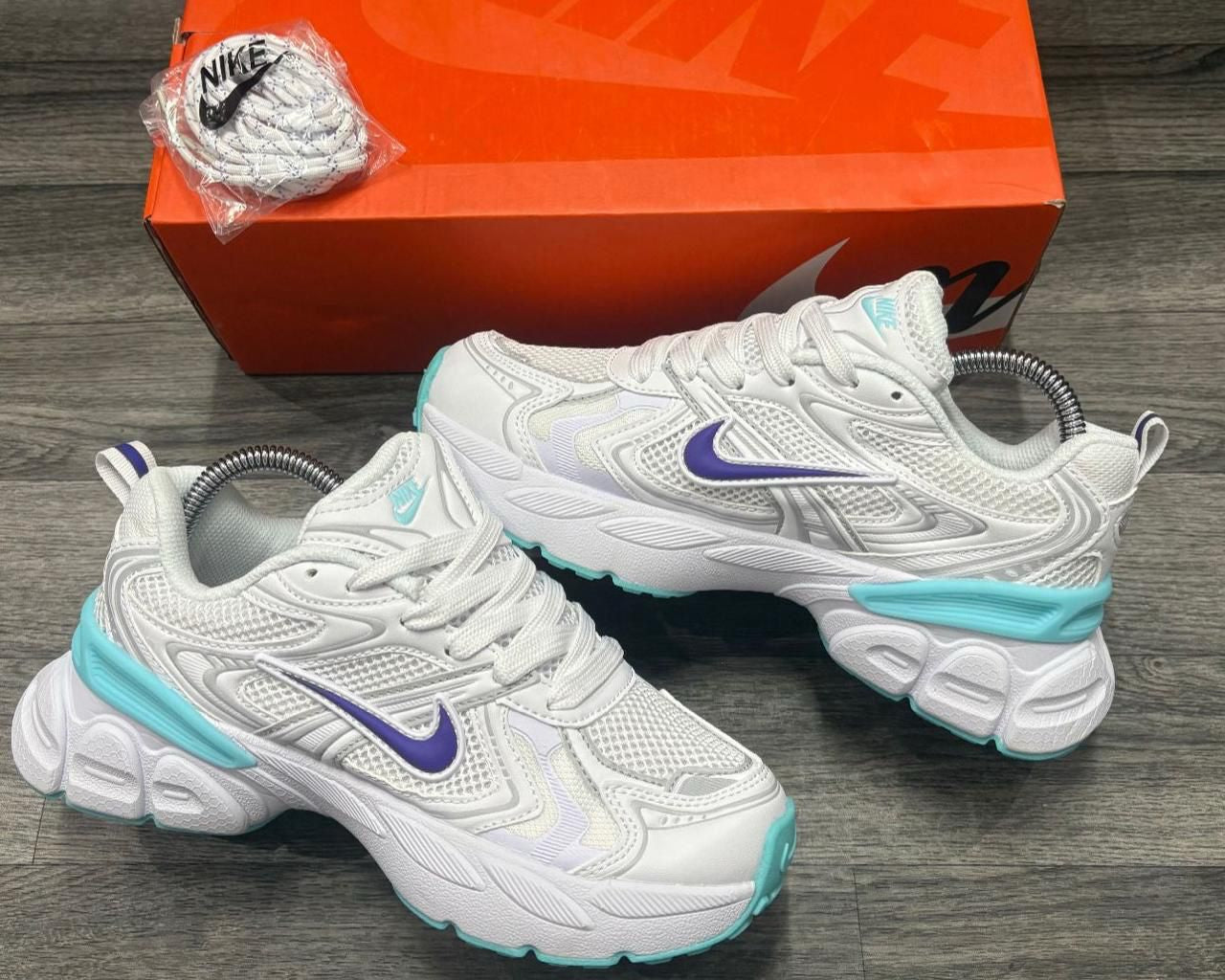 NIKE V2K