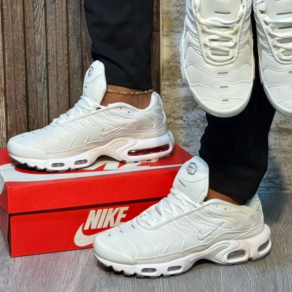 NIKE TN