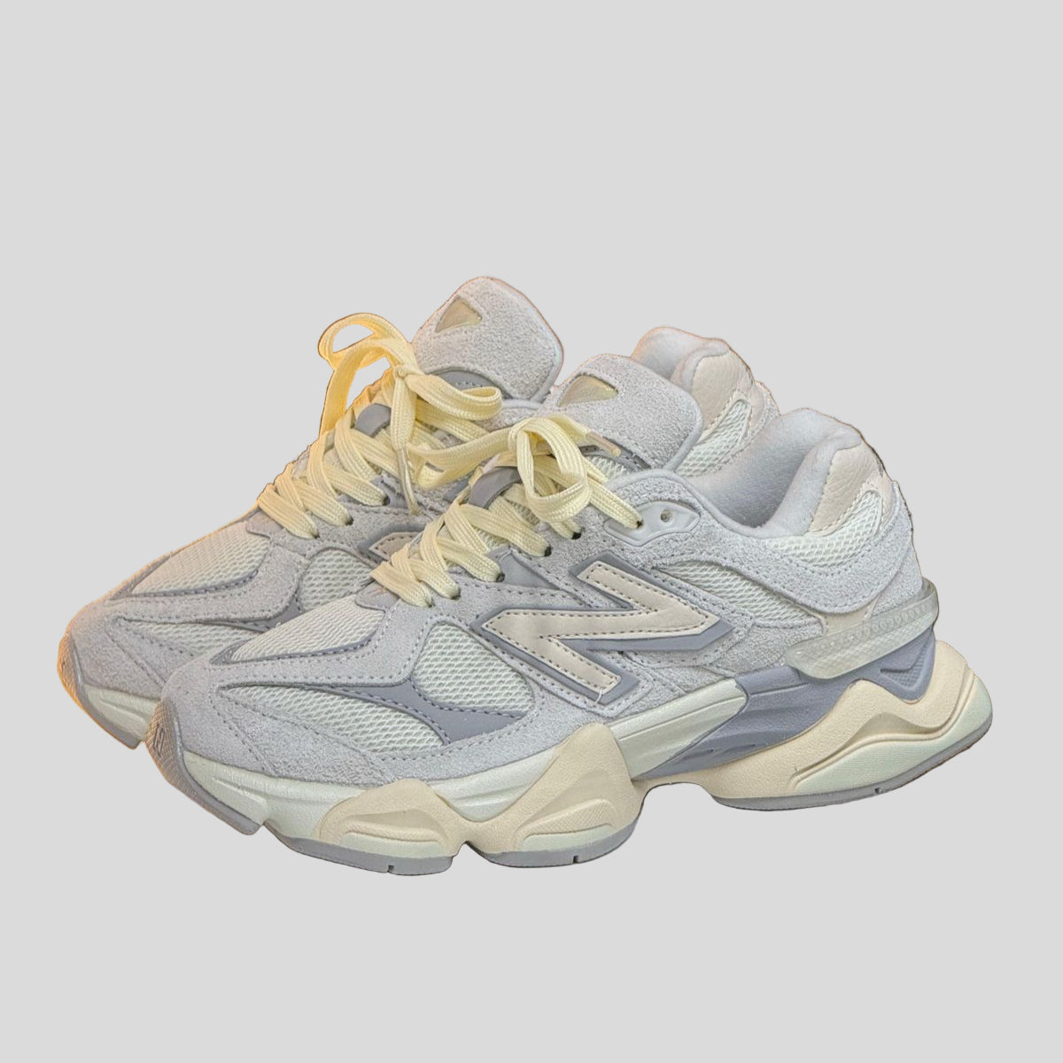 NEW BALANCE 9060