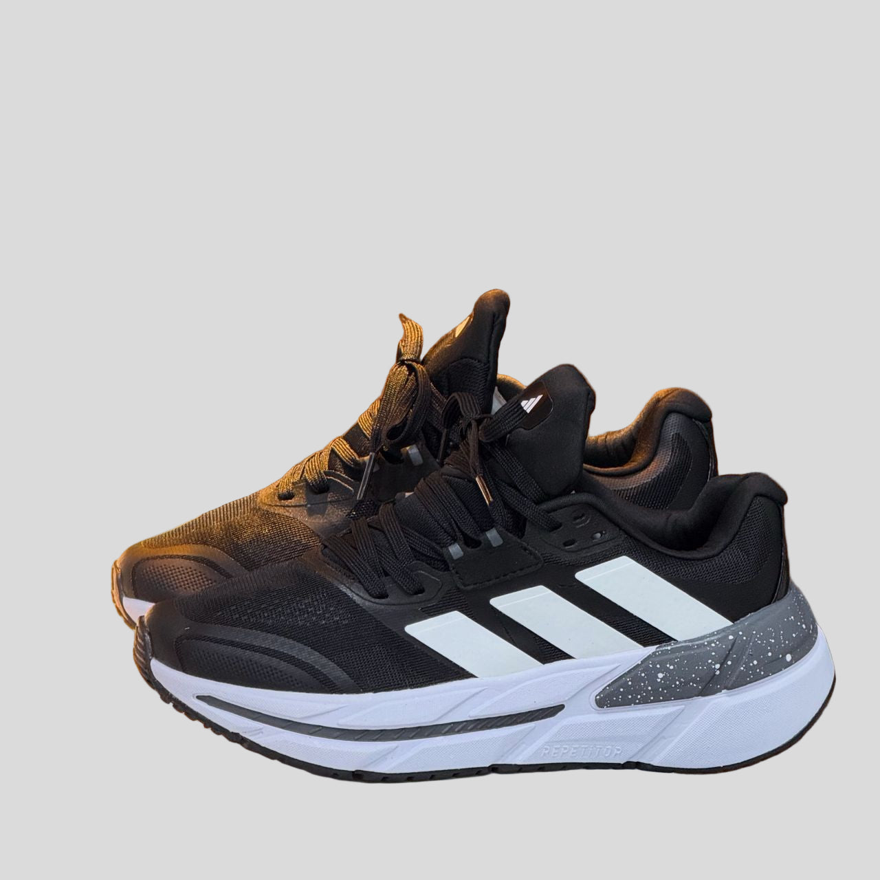 ADIDAS QUESTAR