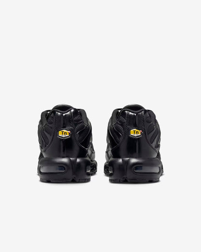 NIKE TN NEGRO