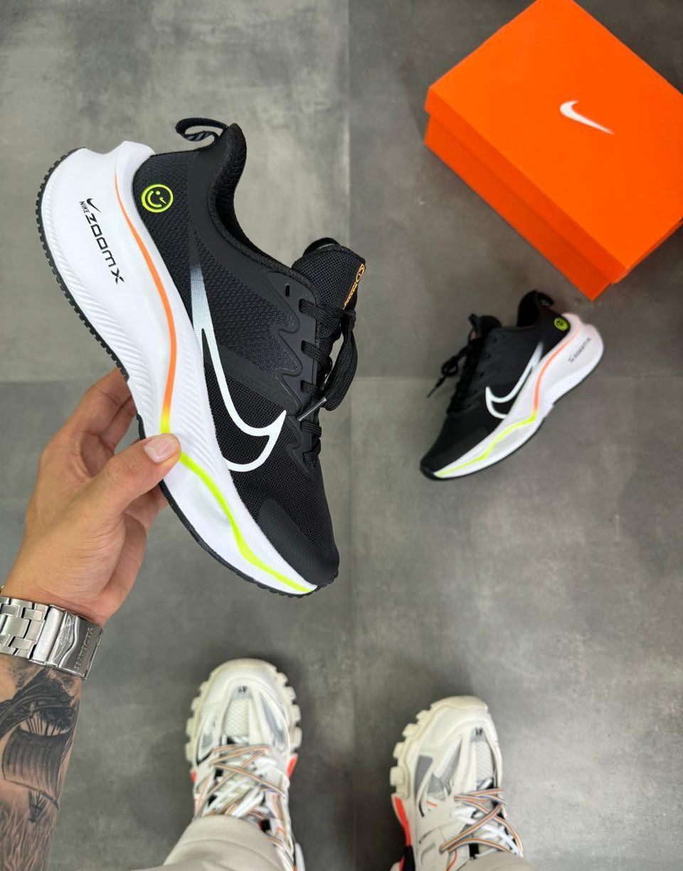 NIKE ZOOM CARITA NEGRO - COLORES