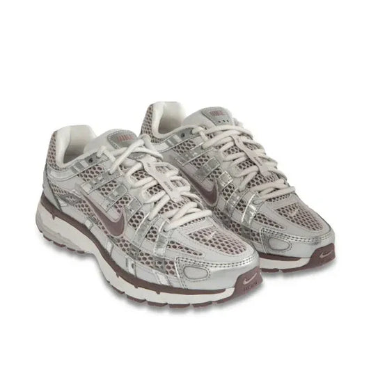 NIKE  P-6000