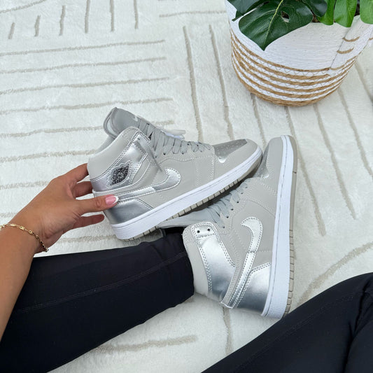 RETRO GRIS PLATA DAMA