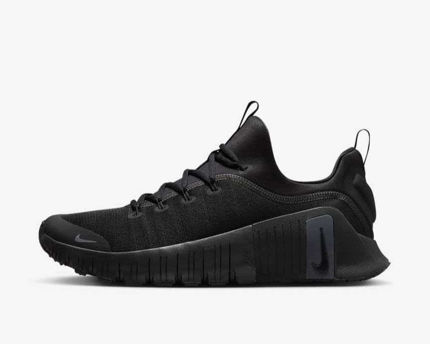 NIKE FREE