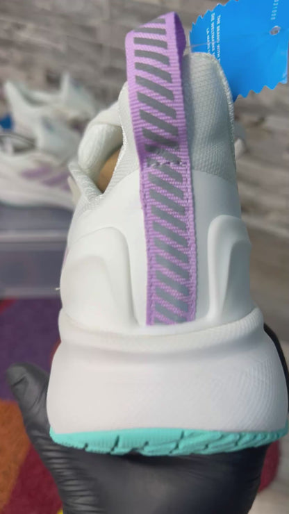 Adidas Ultra boost blanco lila 1.1